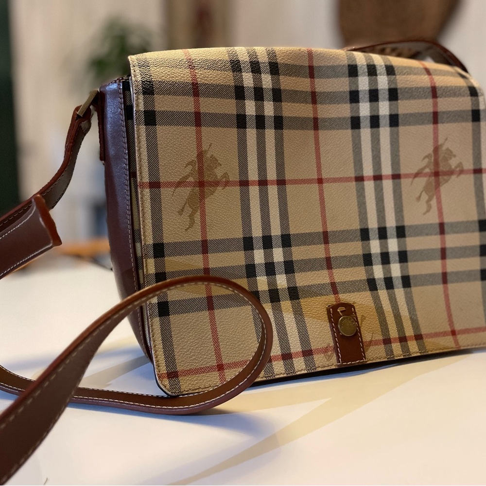 Vintage BURBERRY check flap messenger / shoulder bag